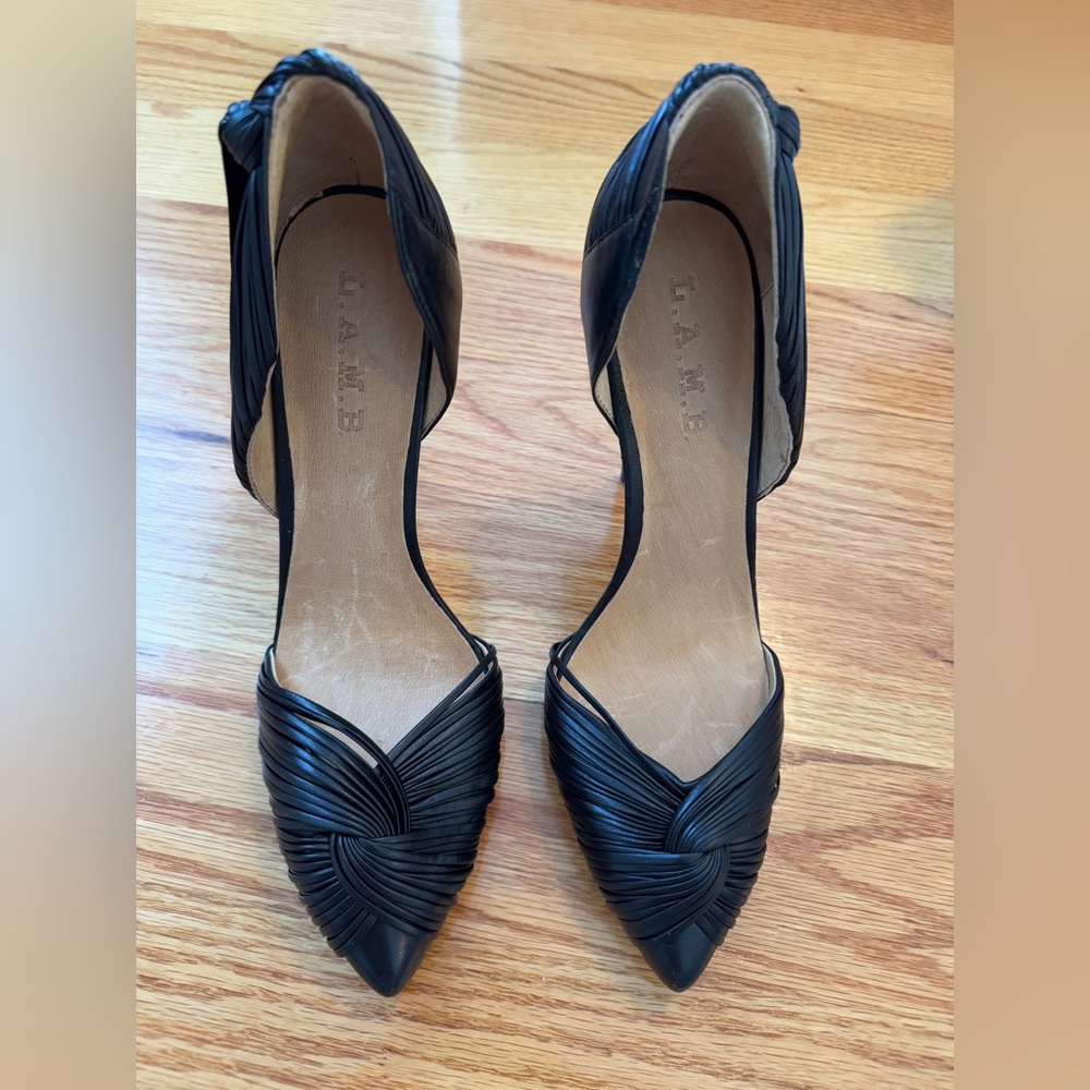 Black 8.5 point toe pump from L.A.M.B